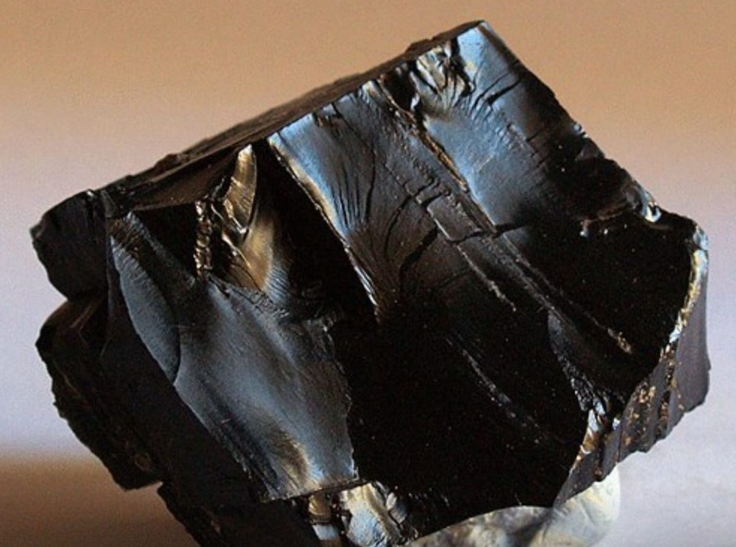 PIEDRAS PRECIOSAS NEGRAS. PARTE 1. Enrique