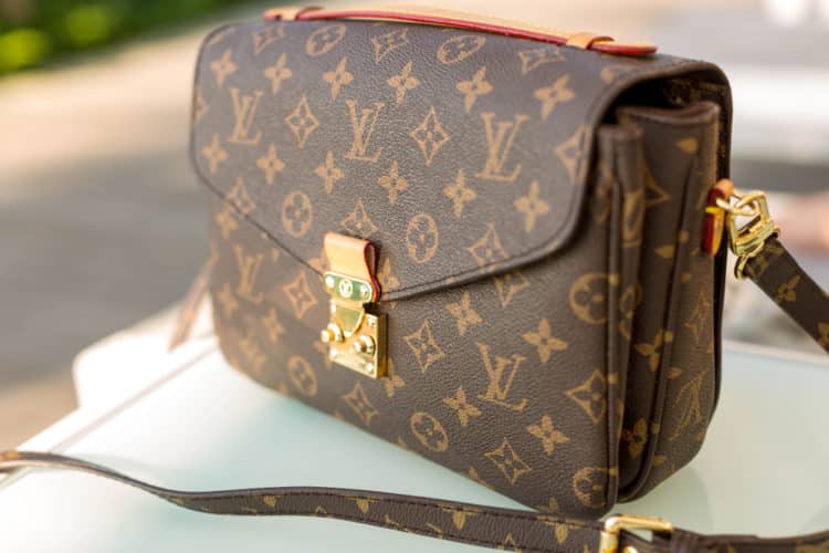 La guía definitiva para ser una experta en los bolsos de Louis Vuitton